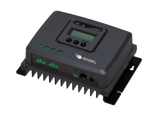 Bon prix Contrôleur de charge solaire RV MPPT IP43 50A avec puissance photovoltaïque maximale de 1440 W pour une gestion efficace des panneaux solaires en ligne