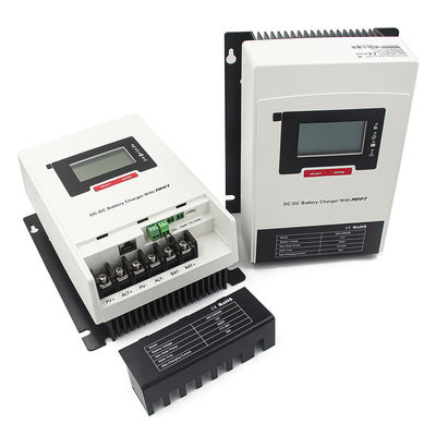 Bon prix 60A 12Vdc Max.Alternateur Chargeur CC 50A MPPT Chargeur solaire 700W Puissance d'entrée PV en ligne